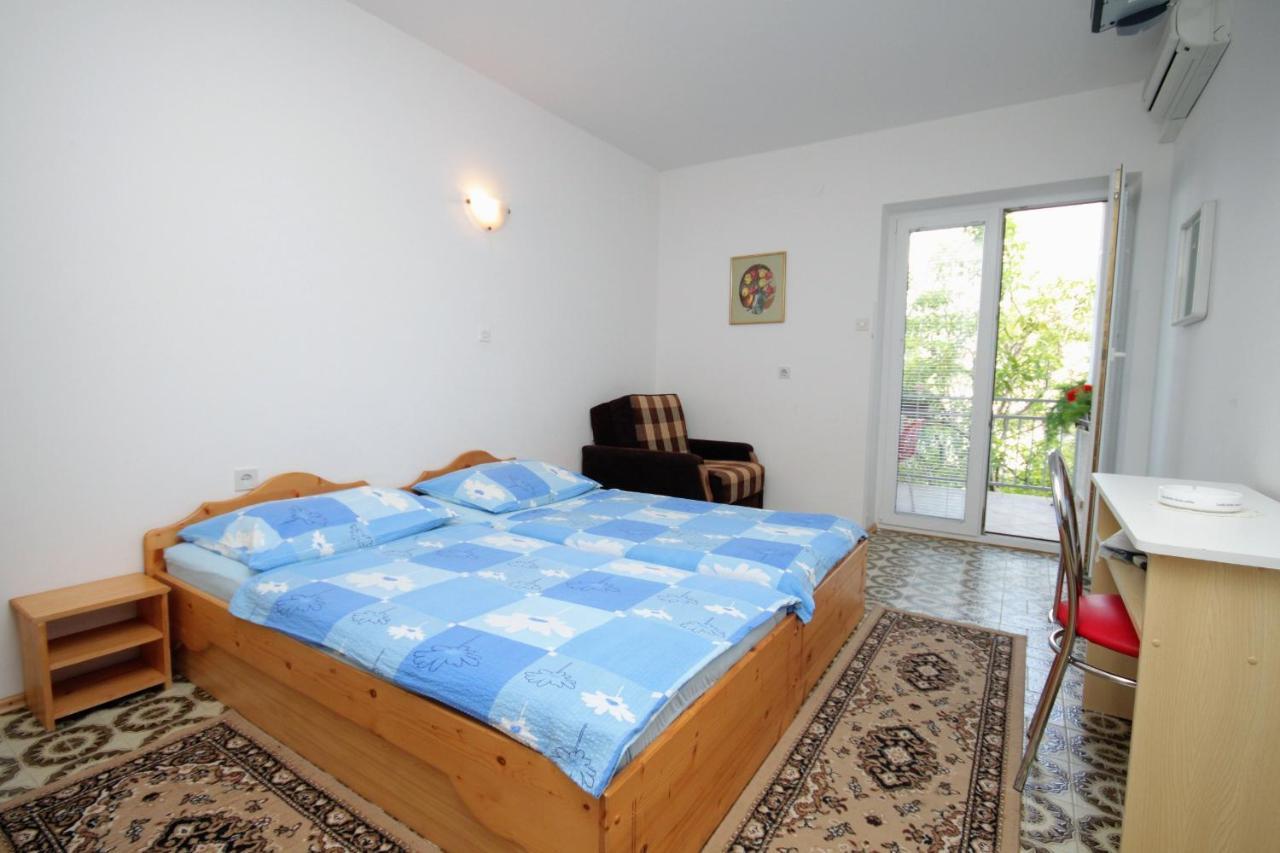 Triple Room Selce 2379D Exterior photo
